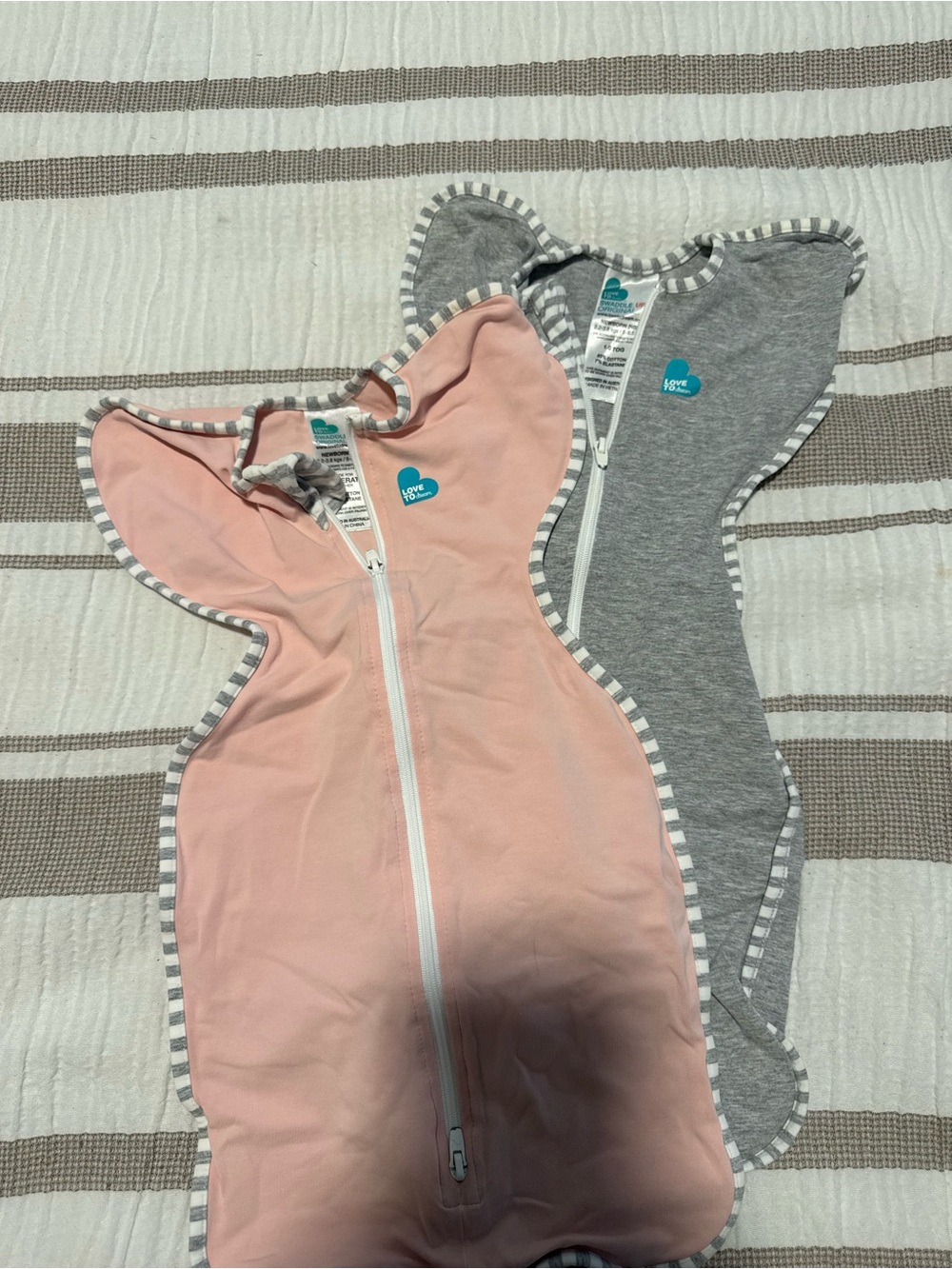 Love to dream One-Piece Swaddle in Pink and Gray